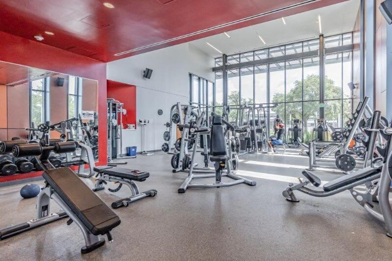יוסטון Htx Dtown Apt I Sleeps 7 Wi-Fi Parking Free Gym מראה חיצוני תמונה